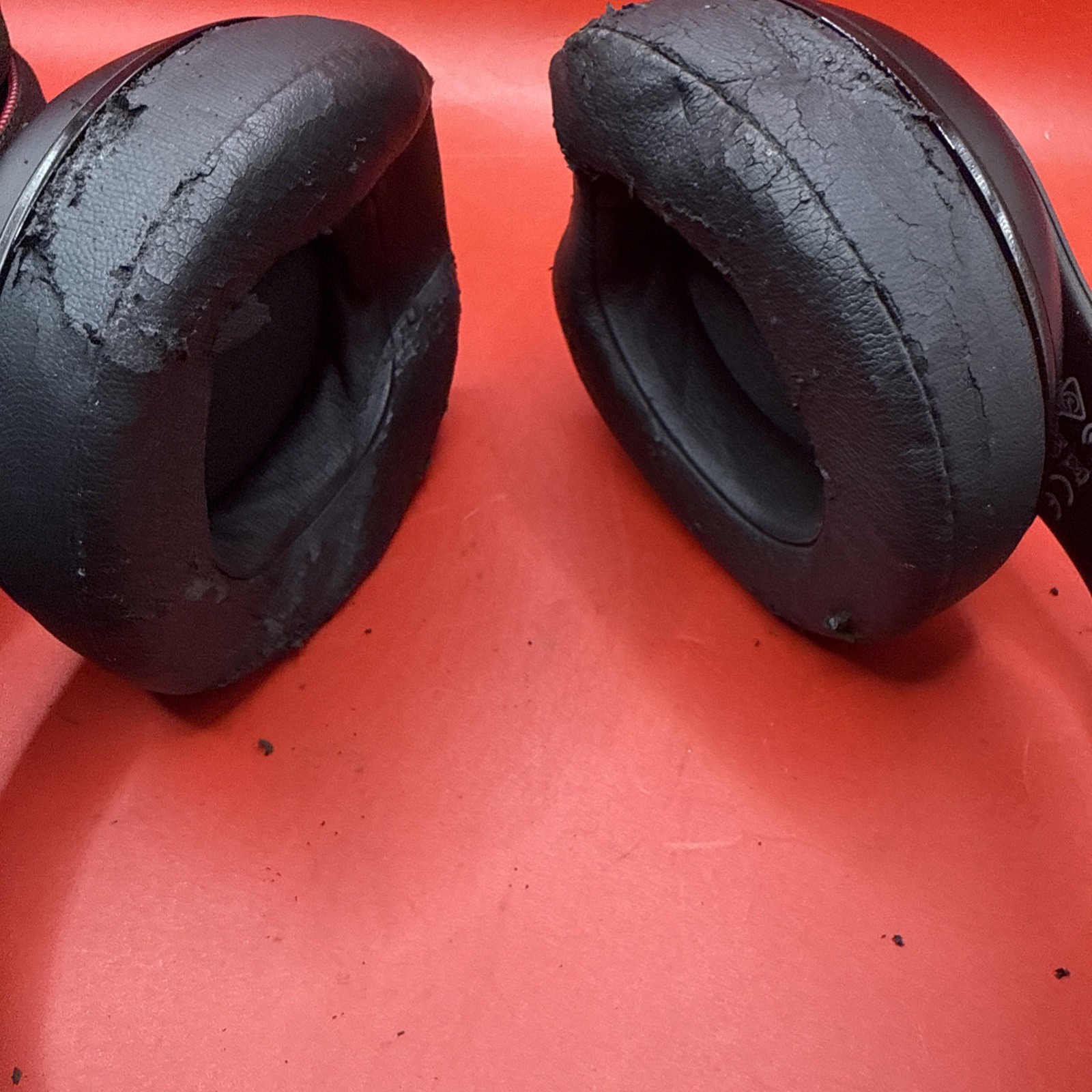 Beats Studio Headphones Black Model B0501 W/case No Charger