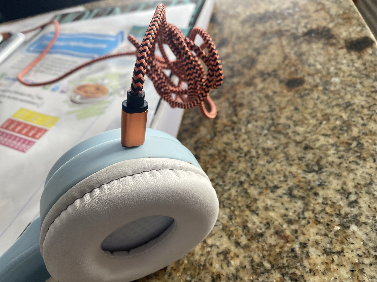 Headphone