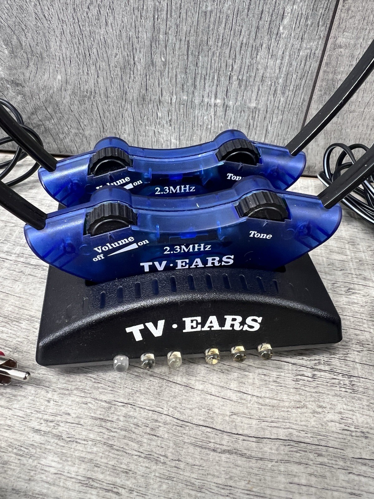 TV Ears 2.3 Mhz Clarity Wireless 2-Headsets System With Cables Extra Ear Plugs
