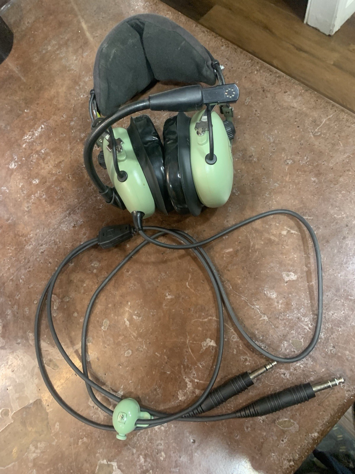 David & Clarke Headphones 12416G-23