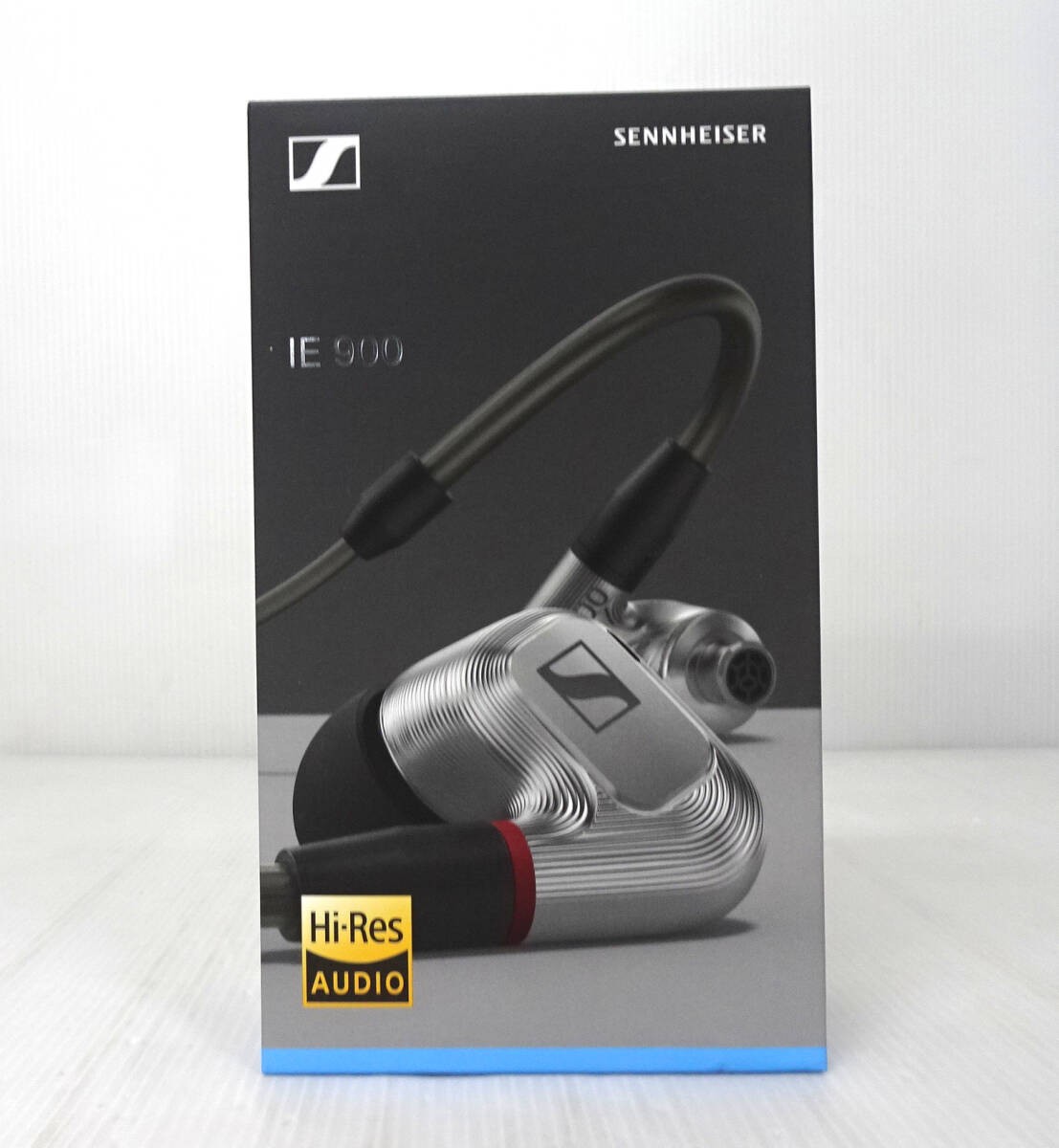 Sennheiser IE 900 Wired Audiophile Headphones Silver Confirmed Operation Used