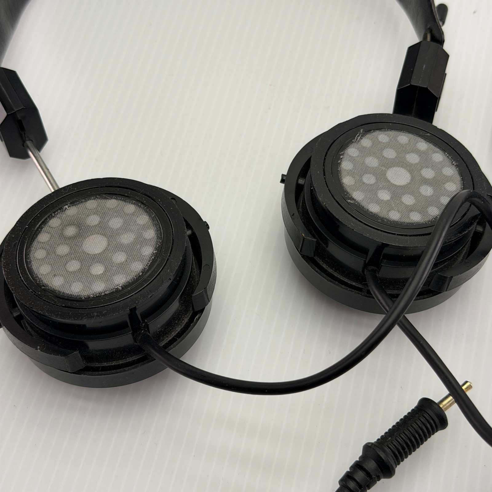Grado Labs SR60 Headphones Prestige Series On-Ear Foam *TESTED WORKING *READ
