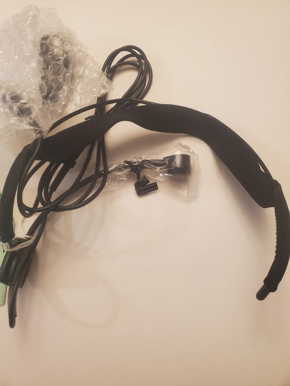 Shure QLXD1 H50 Wireless Bodypack Transmitter w/New WH20TQG, w/Used Lapel Mic