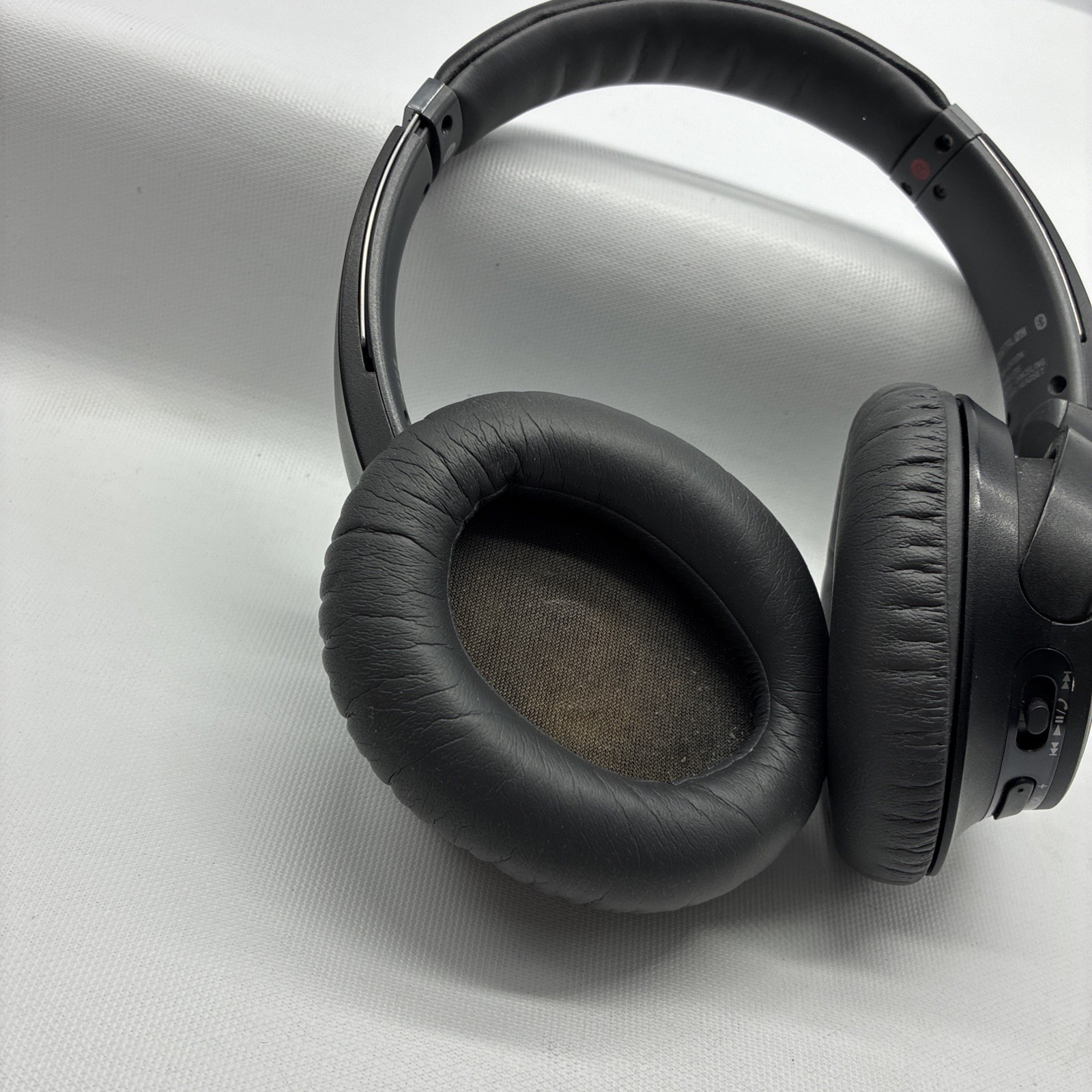 Sony WH-CH700N Bluetooth Noise Canceling Wireless Headphones -Tested Working