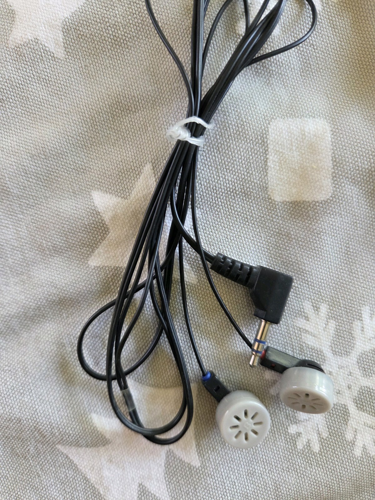 Koss KSC32 In-Ear Earbuds, Black, Wired 3.5mm Jack, Stereo, Double