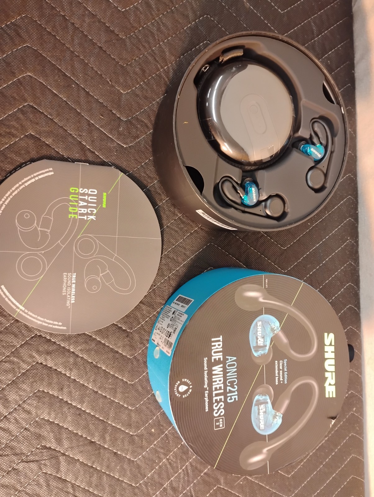 SHURE AONIC215 TRUE WIRELESS 2nd Generation Sound Isolating Earphones