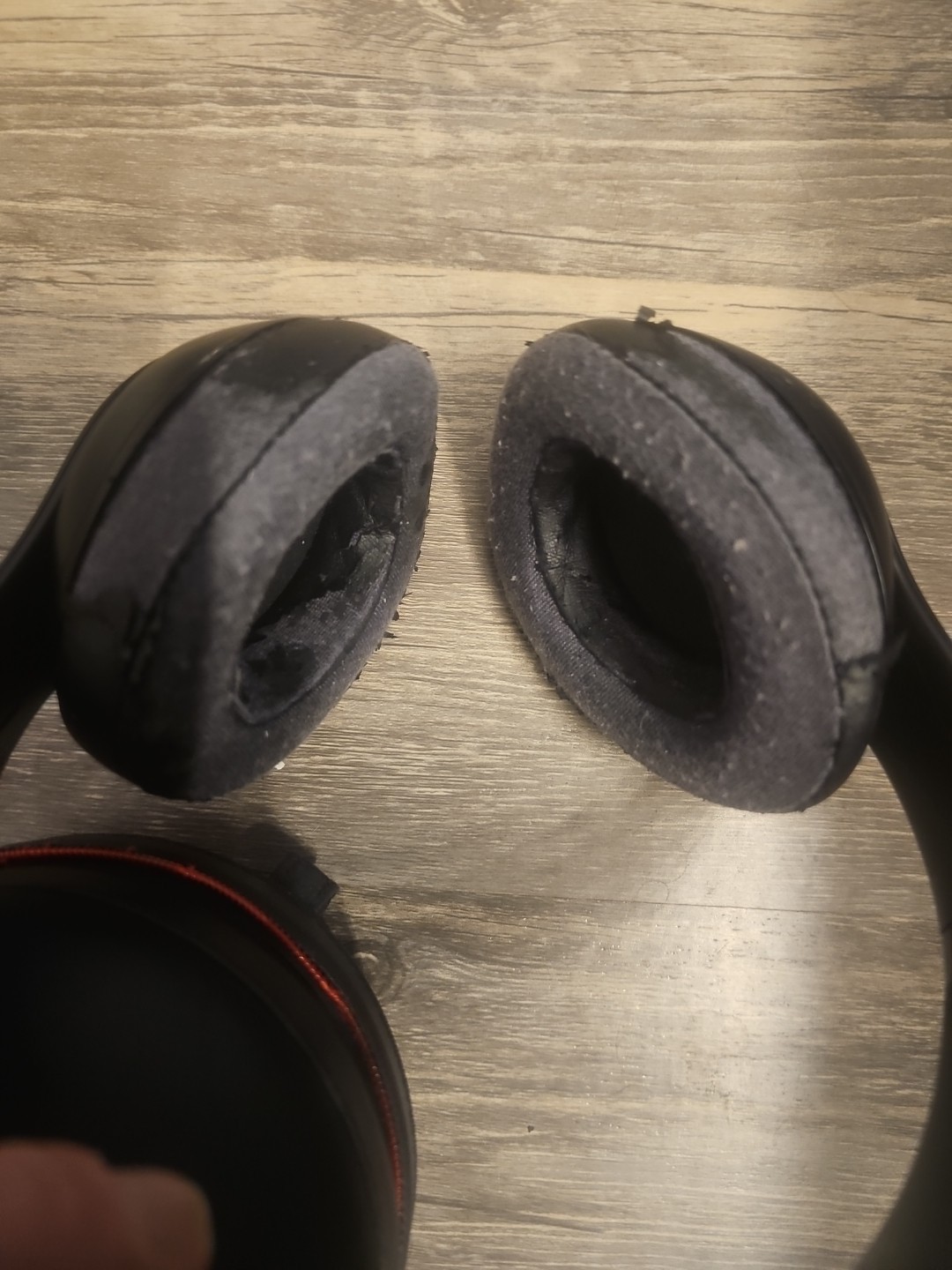 Beats by Dr. Dre Studio3 Over the Ear Wireless Headphones – Black