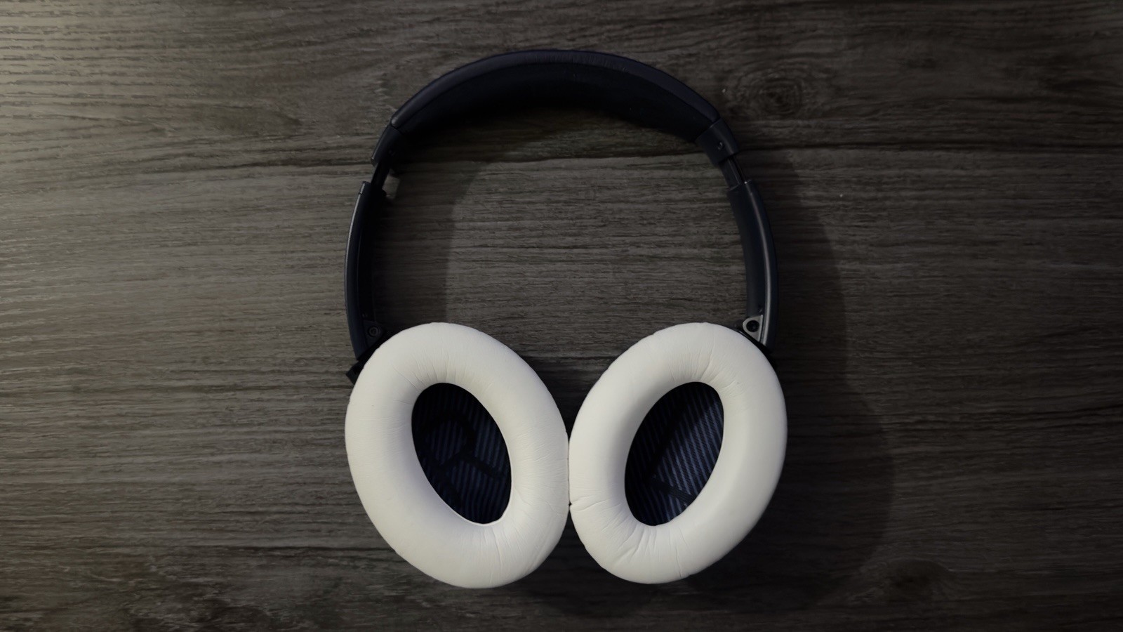 Bose QuietComfort 35 II 2 QC35 Noise Canceling Limited Midnight Blue White Cups