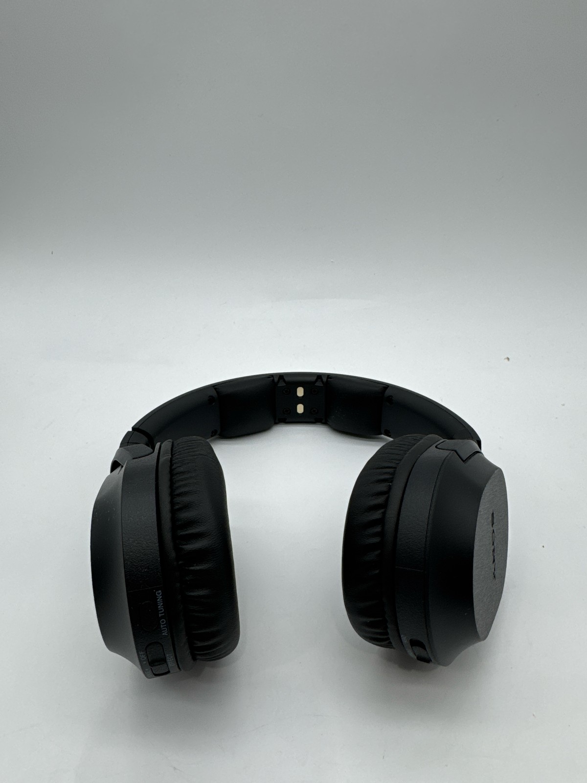 Sony WH-RF400 Wireless Over-Ear Home Theater Headphones 3.5 mm Jack – Black