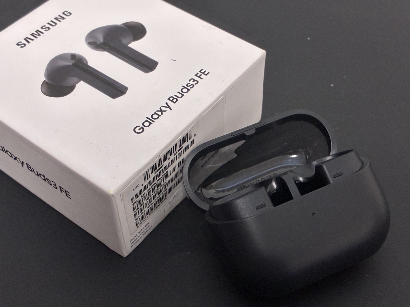 NEW Original Samsung Galaxy Buds3 FE SM-R420 Earbuds Charging Case (NO BUD)