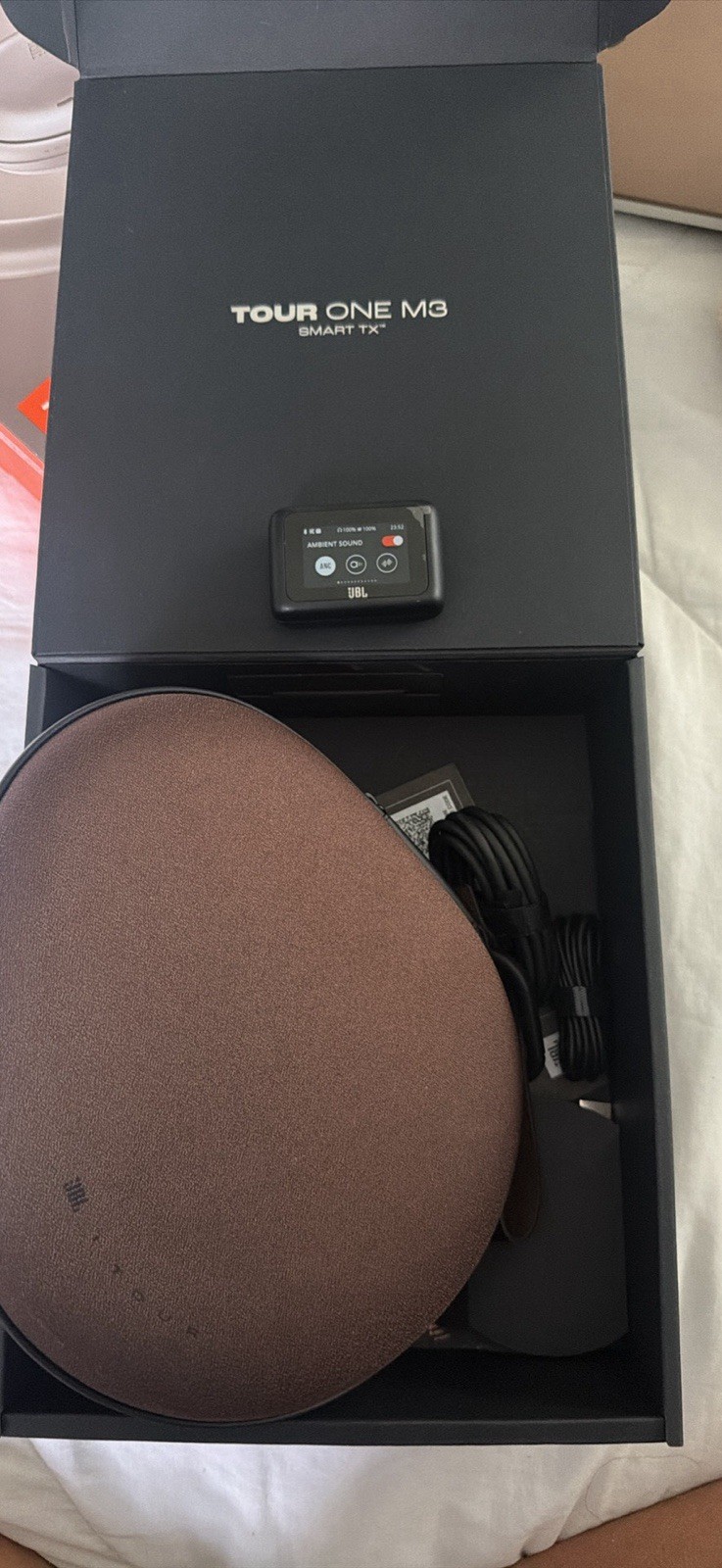 JBL Tour One M3 Smart Tx Over-Ear Bluetooth Noise Cancelling Spatial Audio Brown