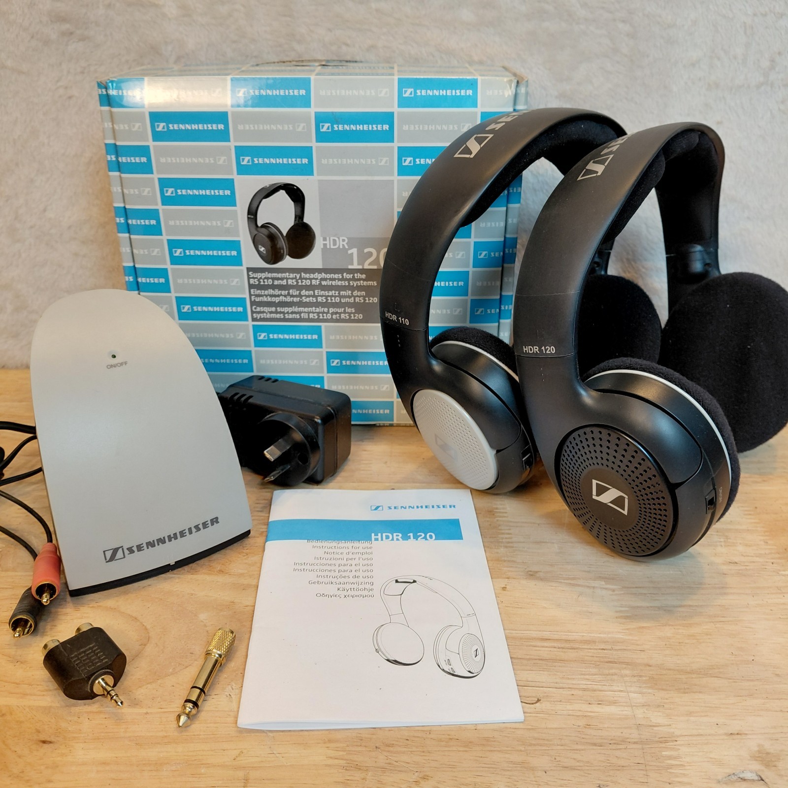 Sennheiser RS 120 Wireless RF Headphone System W/ Charging Base HDR 120 HDR 110