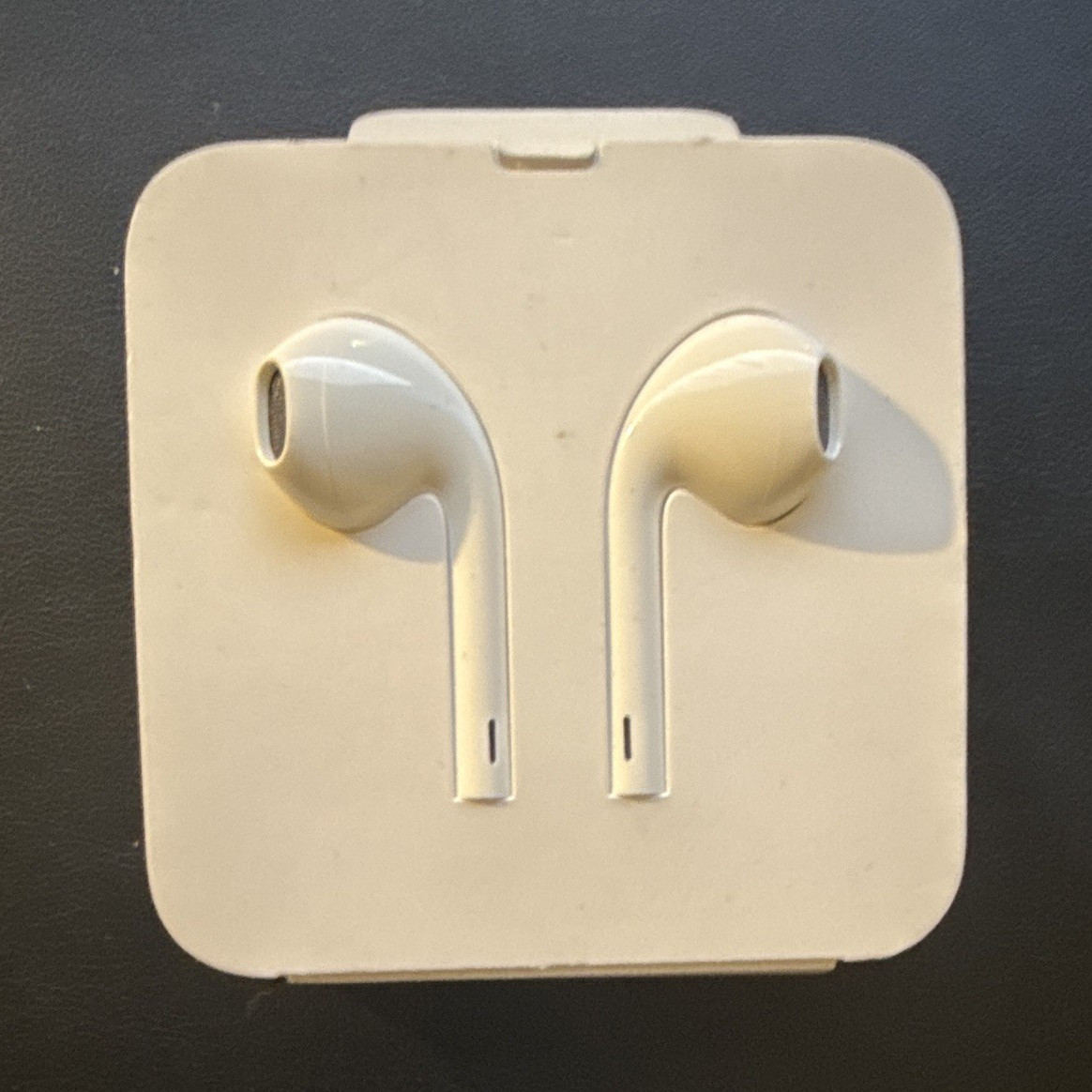 Apple EarPods In-Ear Wired Earbuds Lightning Connector White 1.2m Cable