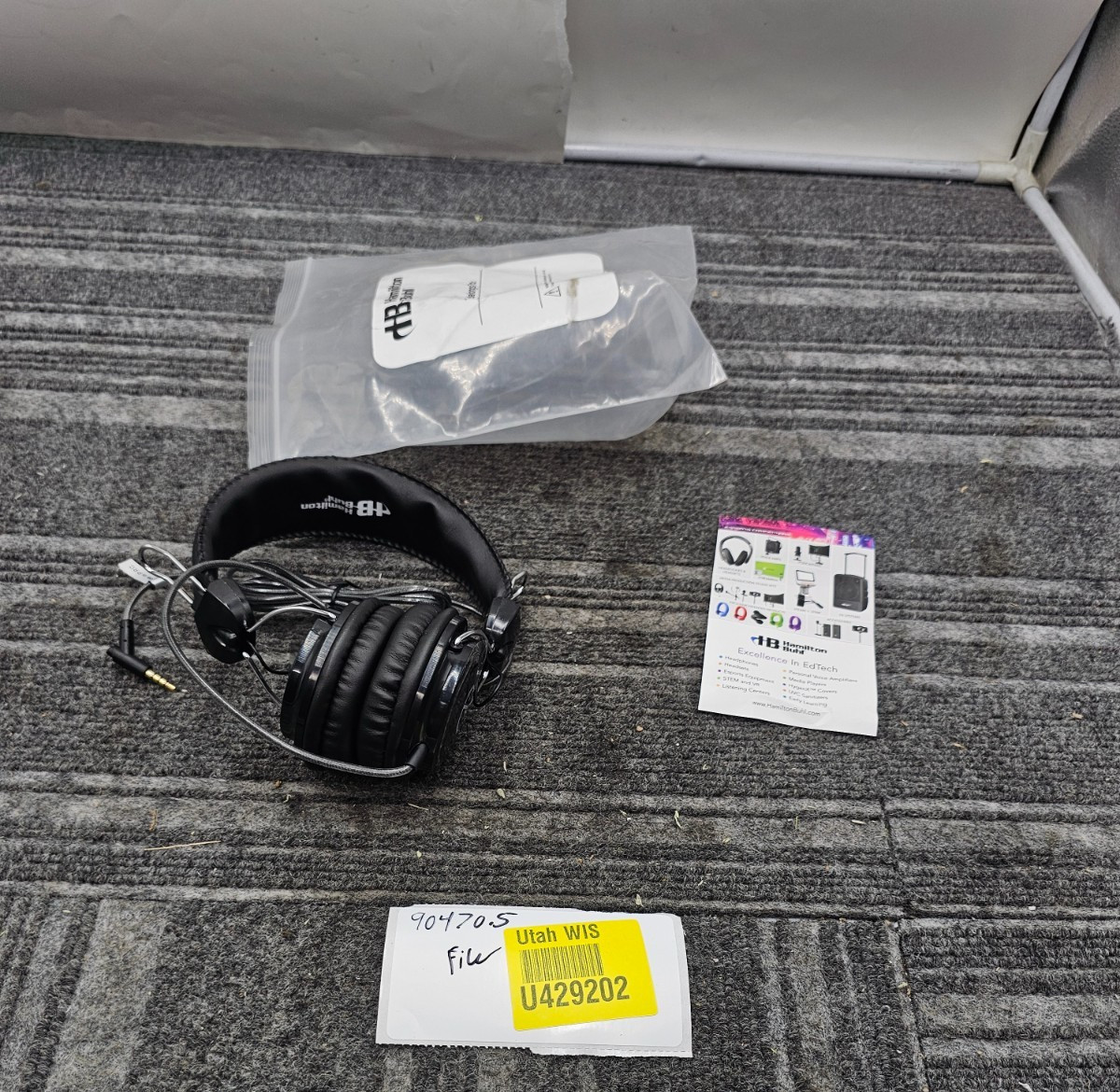 Hamilton Buhl Favoritz TRRS Headset With In-Line Microphone – BLACK (fv-blk)