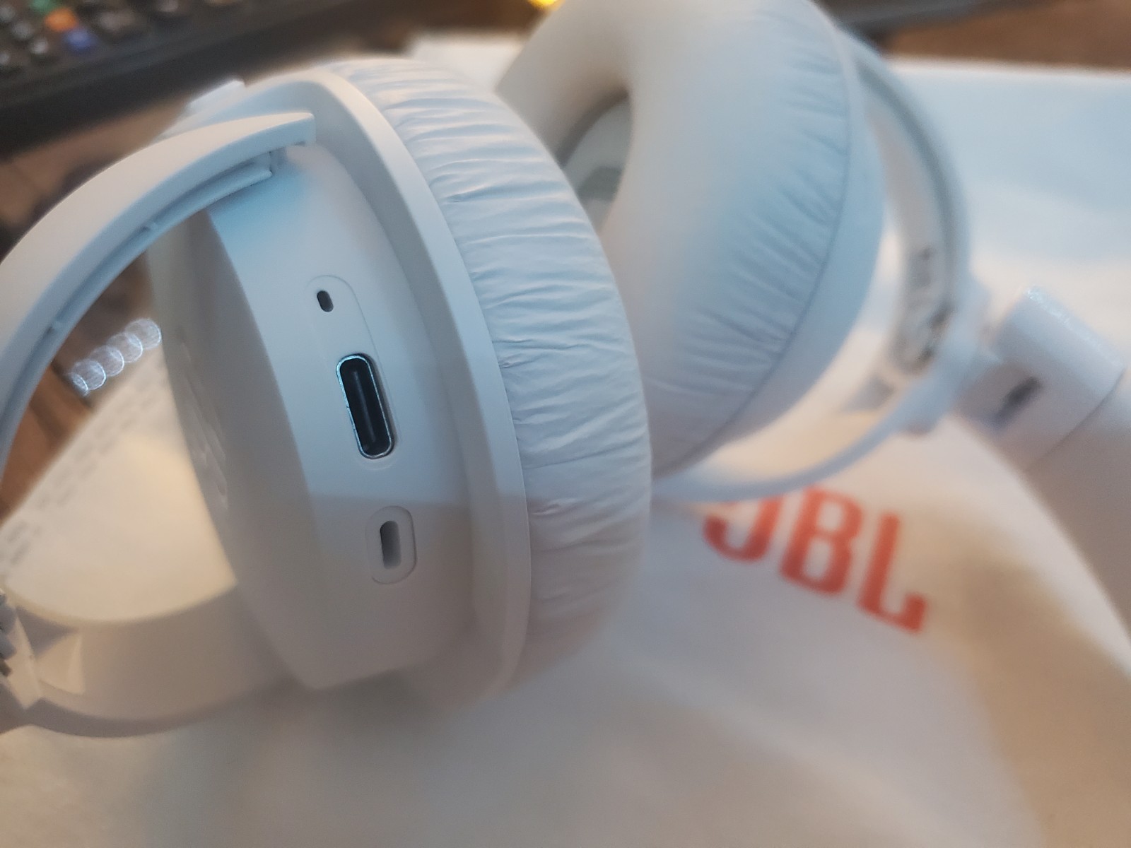 JBL Tune 670NC On Ear Wireless Headphones