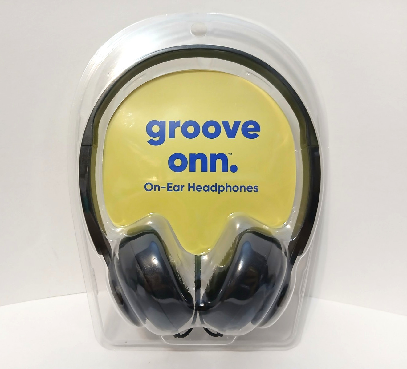 Groove Onn. On-Ear Headphones NEW! Lightweight Adjustable Aux 3.5mm cable 4 Ft.