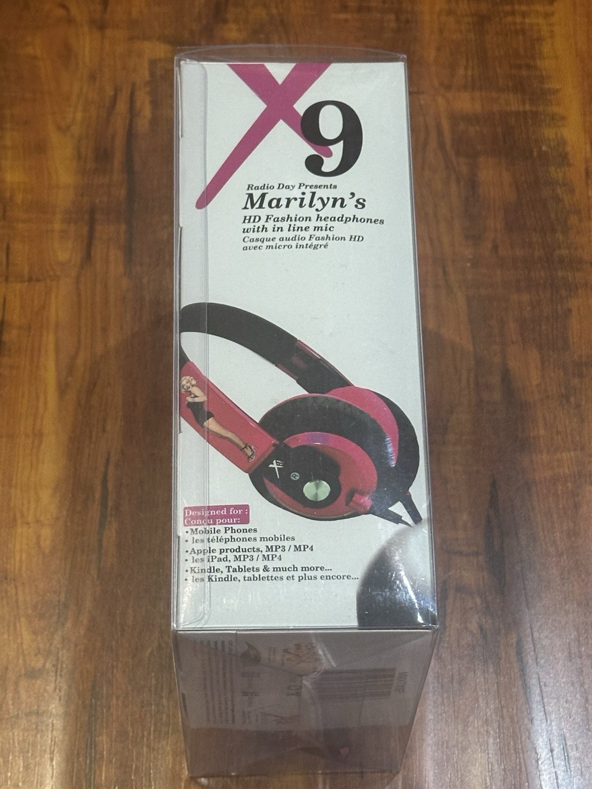 Marilyn Monroe Pink X9 with Inline Mic 3.5mm Headphones – NIB – New & Sealed!