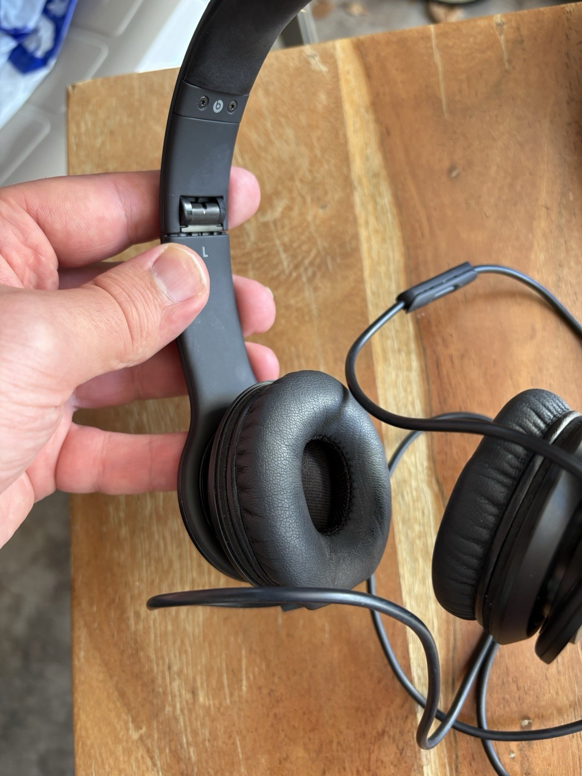 Beats by Dr. Dre Solo HD Over the Ear Headphones – Black with Zipper Case