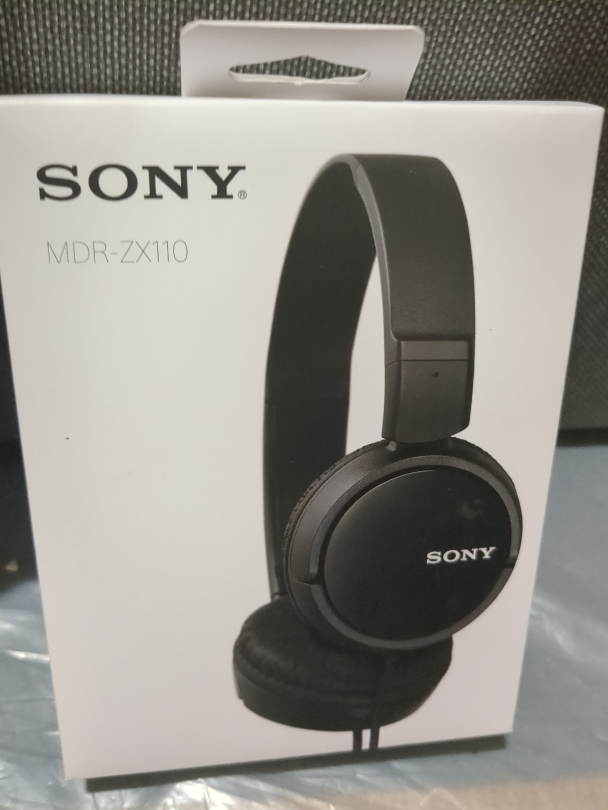 Sony Headphones Model MDR-ZX110 Stereo Monitor Over-Head Wired Black – New