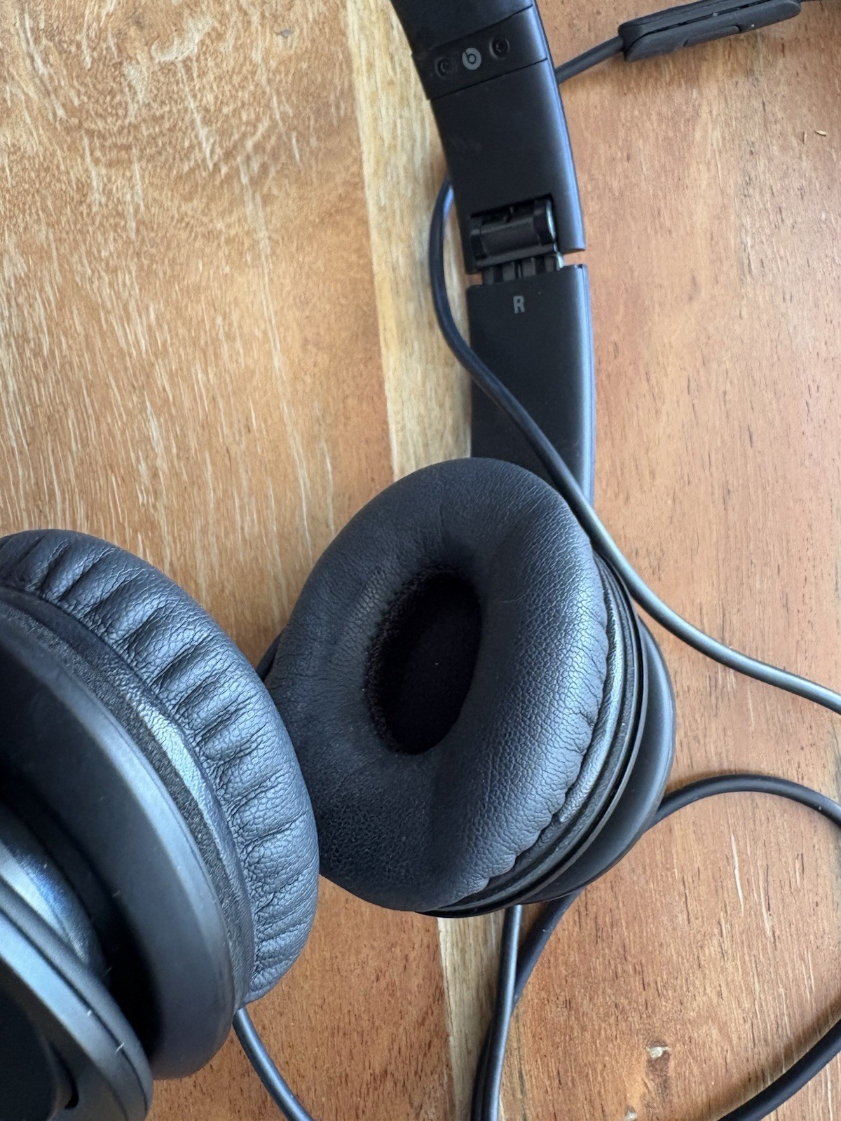 Beats by Dr. Dre Solo HD Over the Ear Headphones – Black with Zipper Case