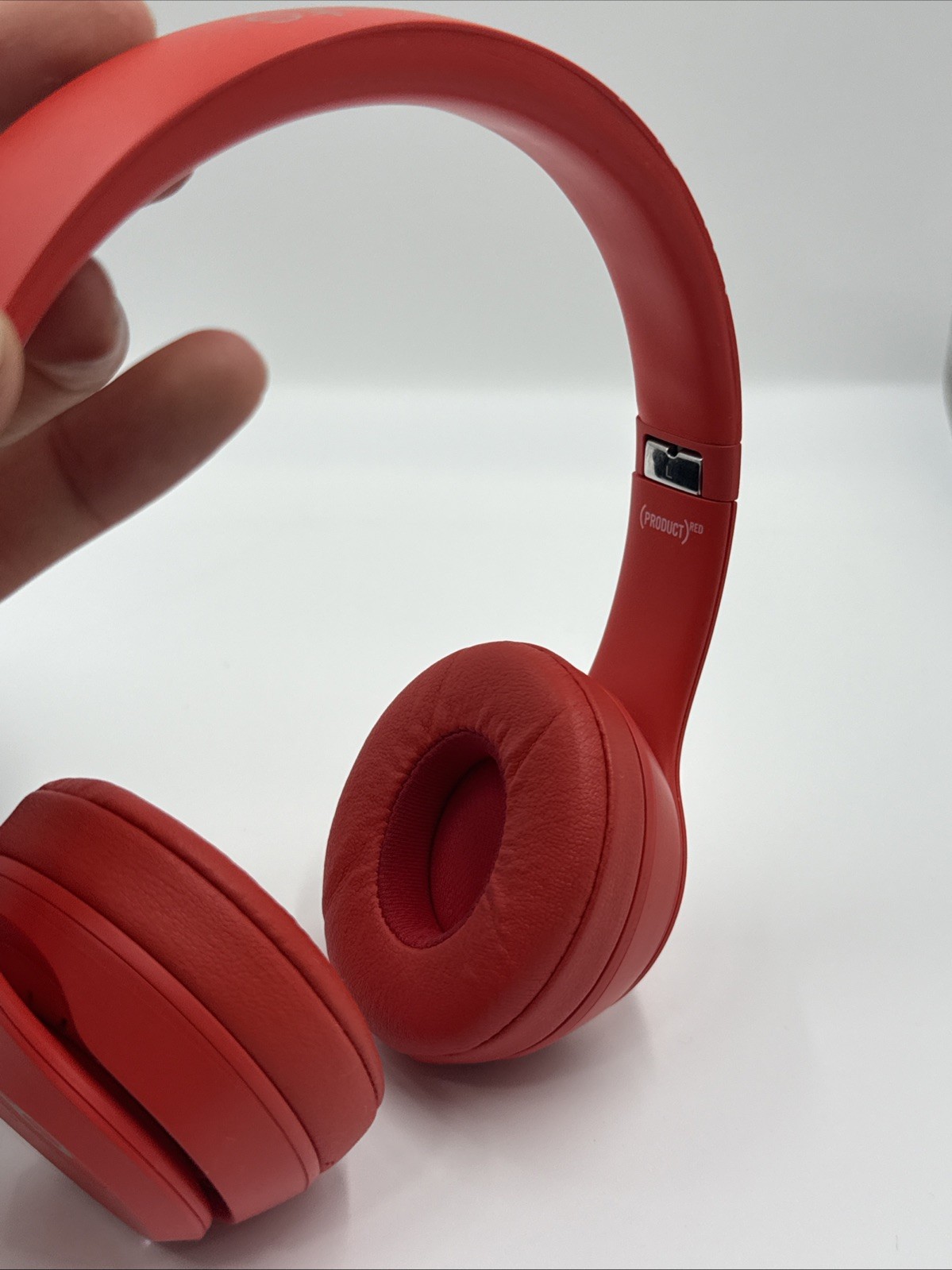 Beats by Dr. Dre Solo3 Wireless Headphones – Product Red Special Edition