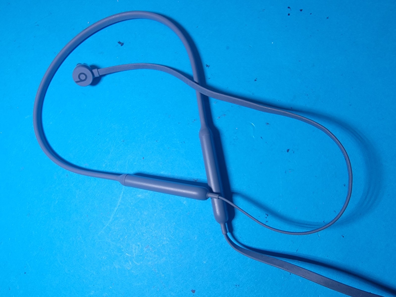 Beats by Dr. Dre urBeats3 In-Ear Headphones – Gray
