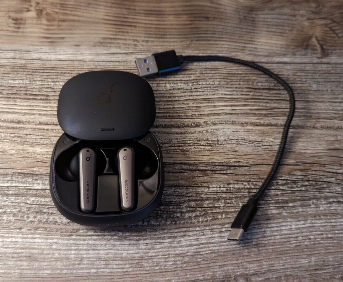 soundcore liberty air 2Wireless Earbuds Active Noise Cancelling AI-Enhanced Call