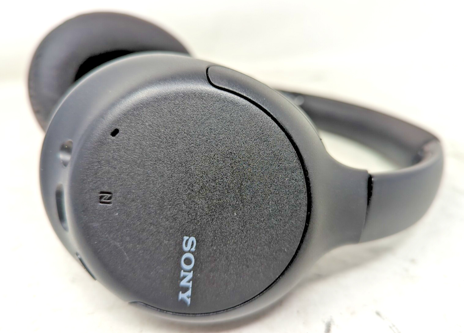 Sony WH-CH710N Wireless Over-Ear Noise Canceling Headphones!!READ DESCRIPTION!!
