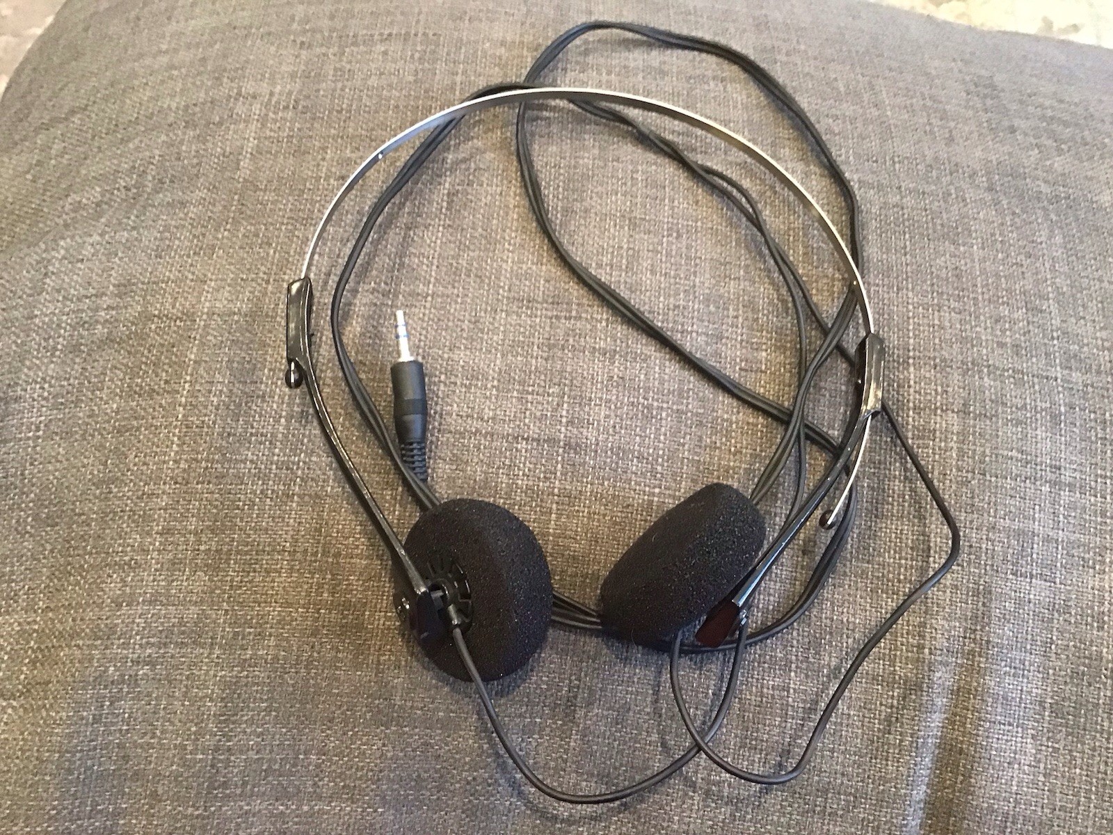 Vintage 1990s Generic Basic Corded Foam Headphones, Metal Frame, Black , Tested