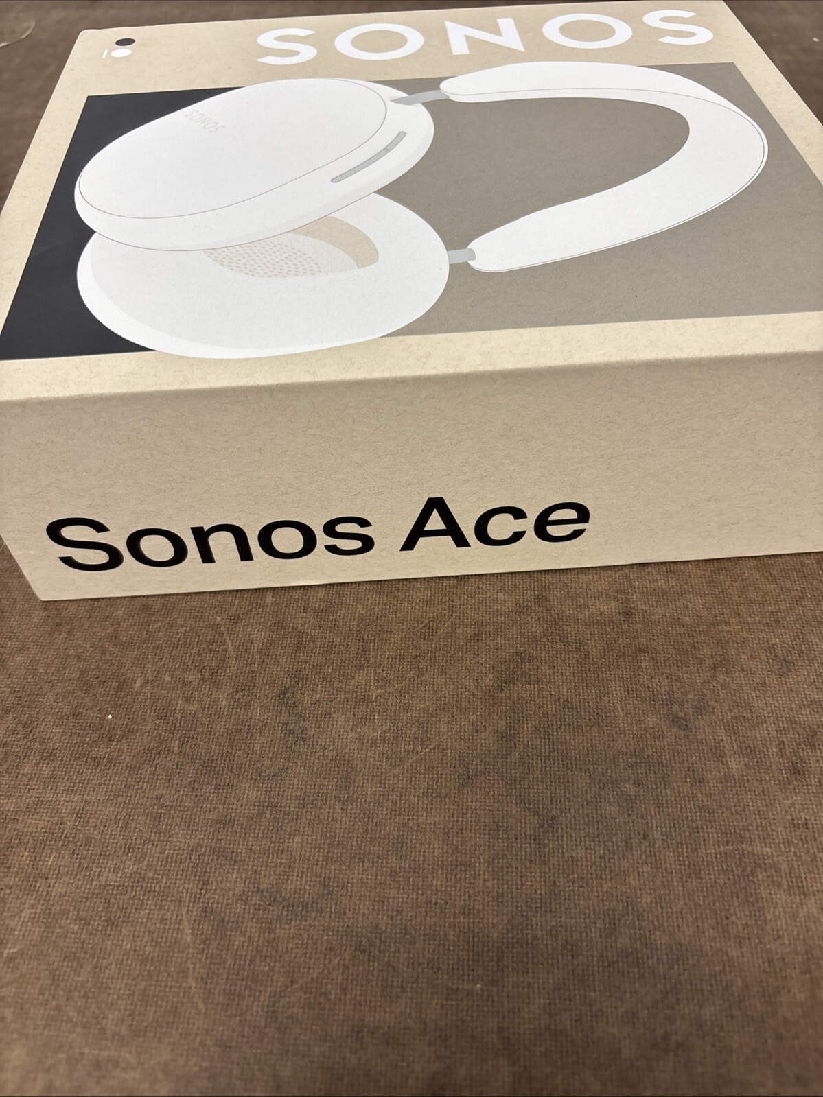 Sonos Ace Wireless Over Ear Headphones with Noise Cancellation Soft White New!!!