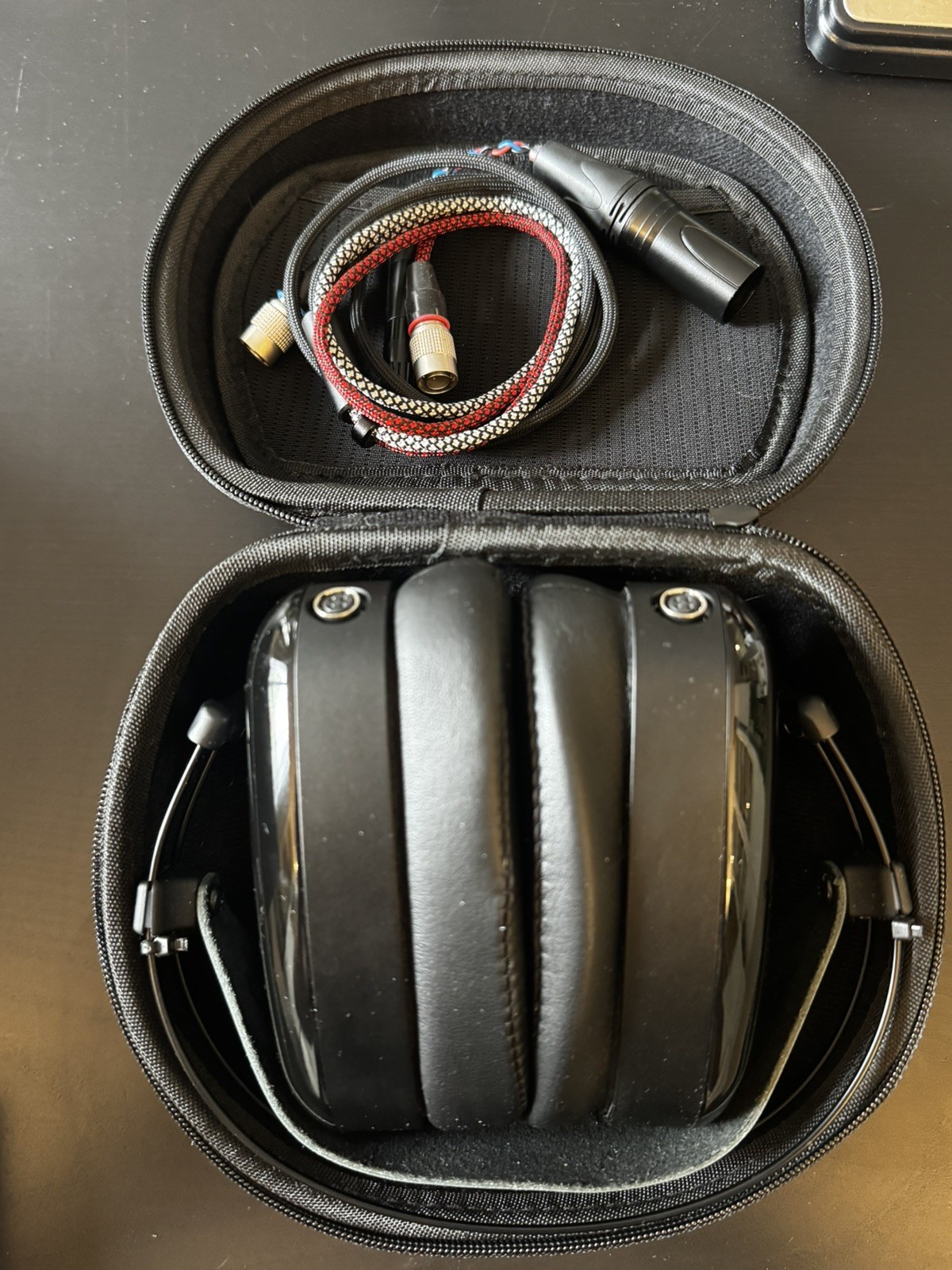 Dan Clark Audio AEON 2 Noire Planar Closed Back Portable Audiophile Headphones