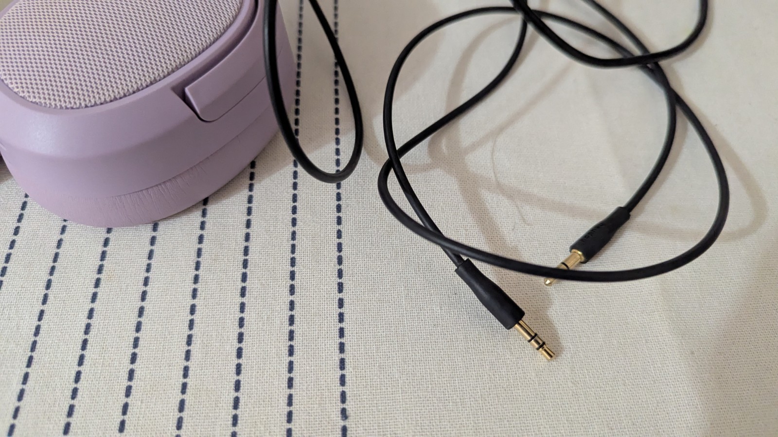 Bose QuietComfort 45 Noise Cancelling Wireless Headphone-White/ See Description