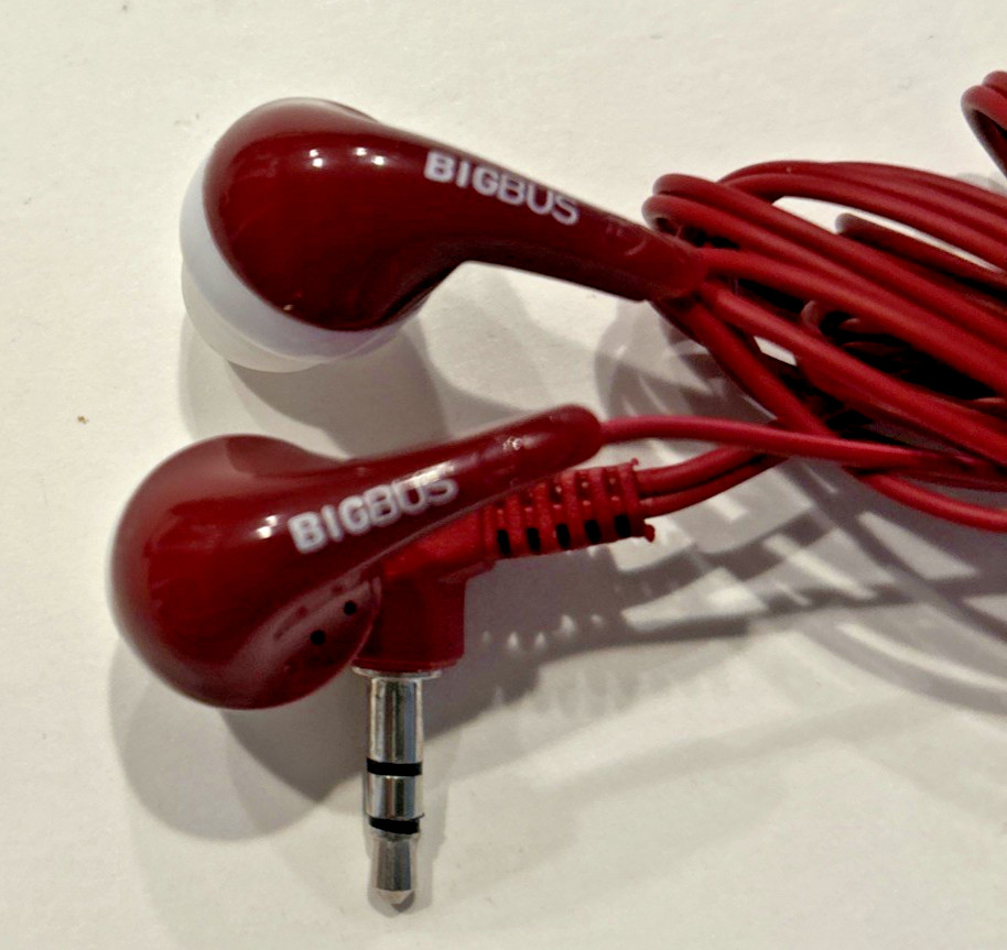LOT OF 3 Wired Earbuds 3.5mm Jack Red Comfortable Silicone Ear Tips In-Ear Basic