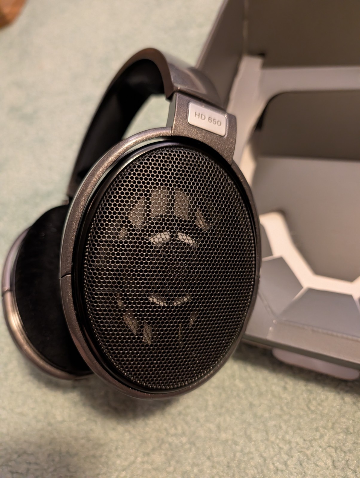 Sennheiser HD 650 Over Ear Headphones – Gray/Black