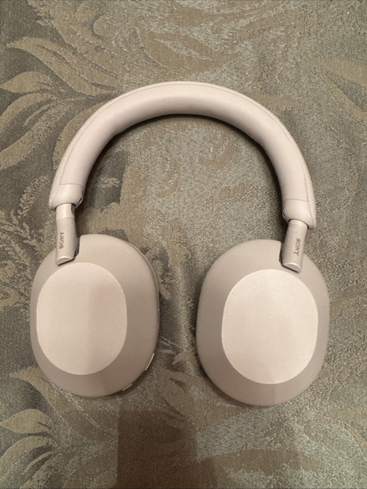 Sony WH-1000XM5 Wireless Noise-Canceling Headphones, Silver/Off-White with Case