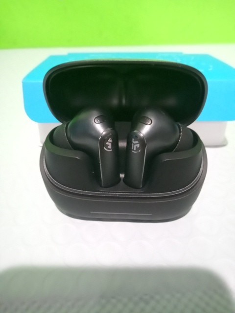 JLab Epic Pods ANC True Wireless Earbuds Black, Hi-Res Audio Open Box