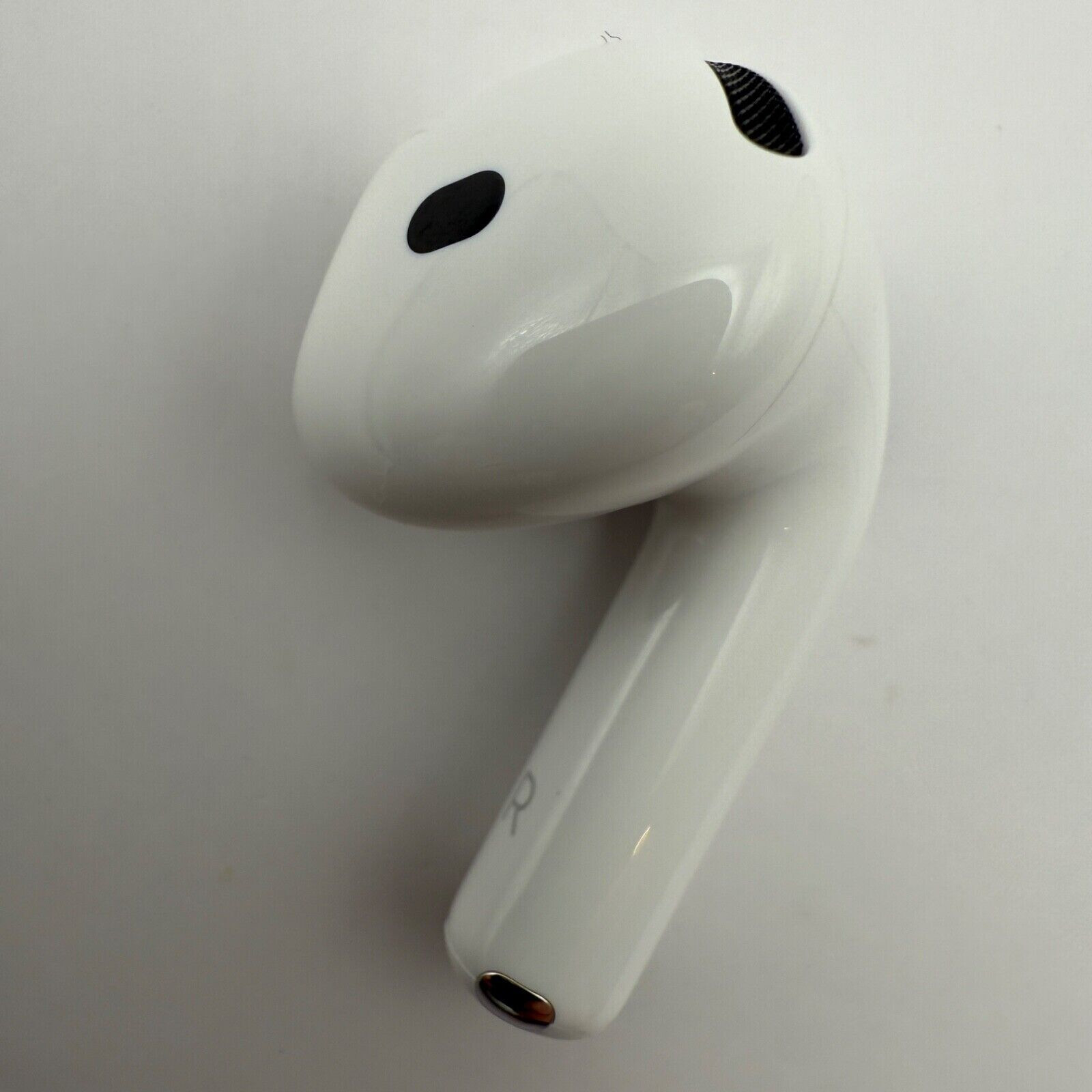 Apple AirPods 4 with Active Noise Cancellation (ANC) Right Side – A3055 – Good