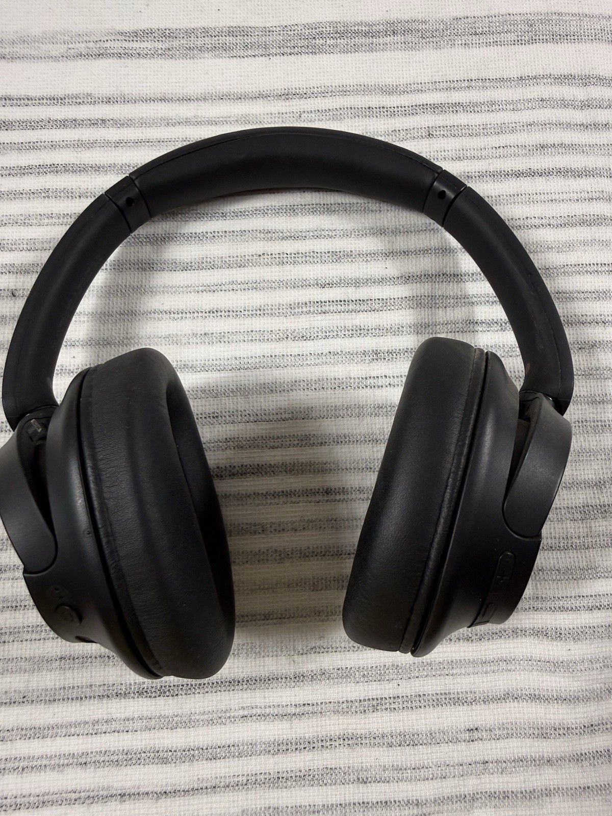Sony WH-CH720N Wireless Noise Canceling Over-Ear Headphones Black YY2966