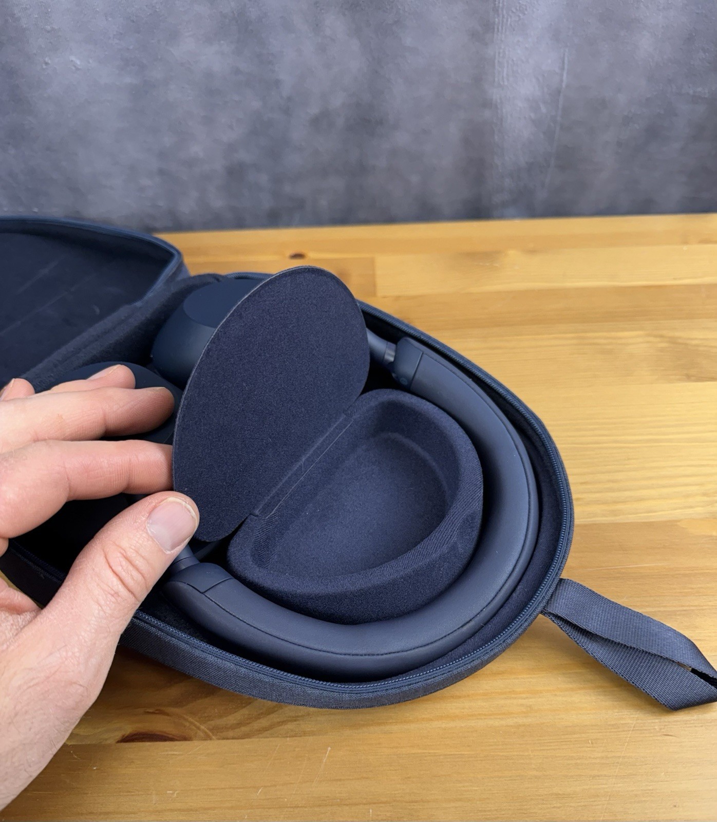 Sony WH-1000XM5 Premium Noise Canceling Headphones – Navy