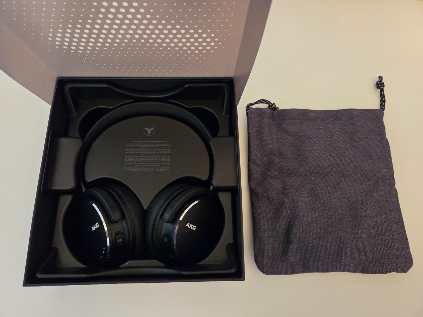Samsung AKG Y600NC Noise Cancelling Bluetooth Headphones – Graphite Black