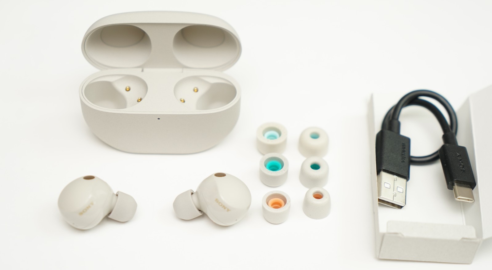 SONY WF-1000XM5/S Headphones Bluetooth Noise Canceling WF1000XM5 Silver/Beige