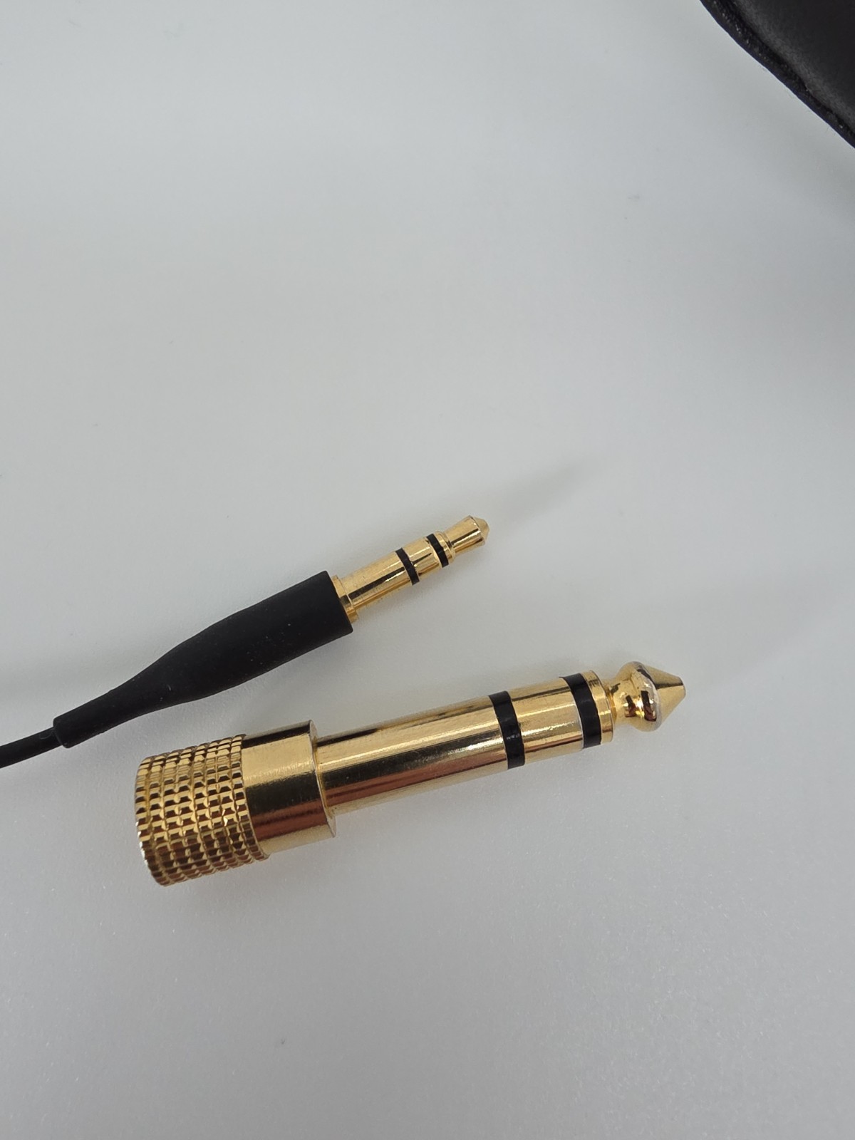 Bowers & Wilkins P5 Wired Headphones 3.5mm Audio + Adapter Premium Modern Sound