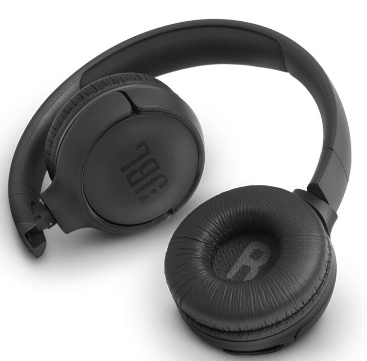 JBL Harman Tune500BT Pure Bass Zero Cables | Hands Free Calls |
