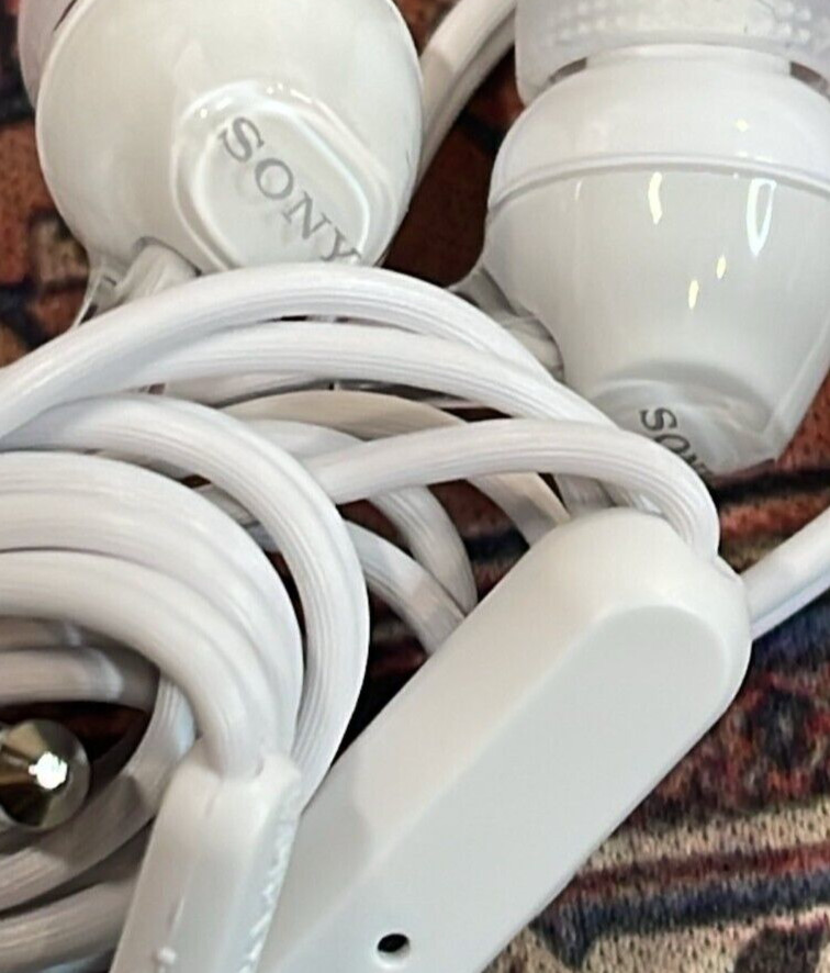 Sony MDR-EX14AP Earbud Headphones – White