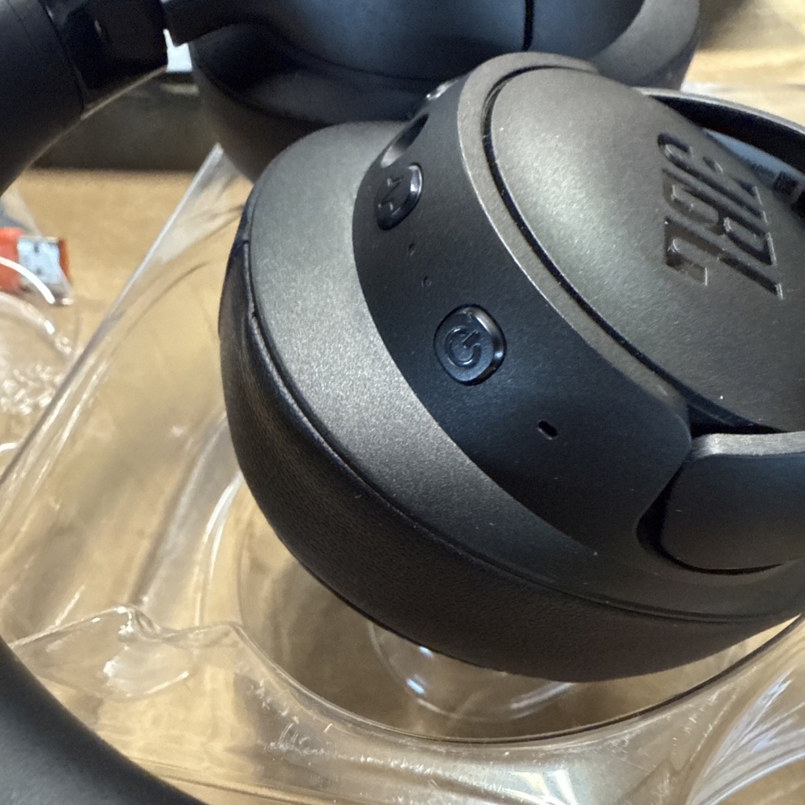 JBL 760NC Over the Ear Headphones – Black