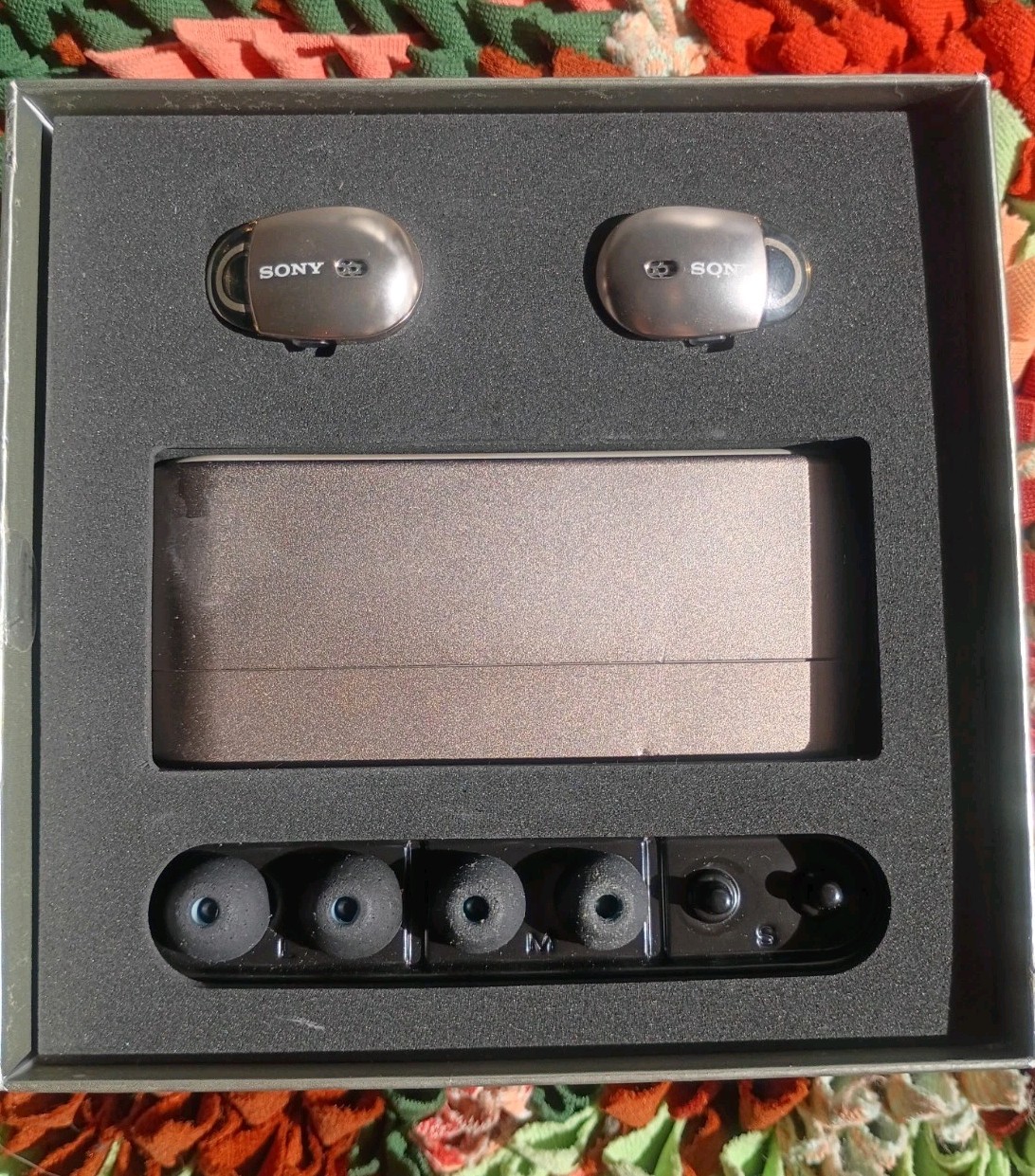 Sony WF-1000X Champagne Gold Wireless Noise Canceling Earbuds w/ Case & Box