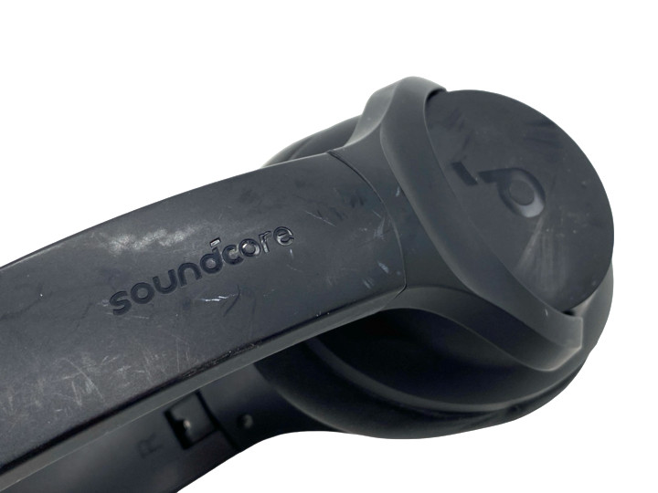 Soundcore by Anker Q20i Over-Ear Noise Cancelling Headphones – Black – UD READ