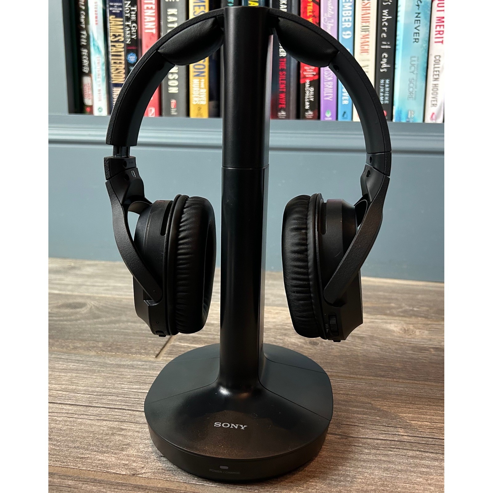 Sony RF Wireless Headphones with Charging Stand TMR-RF400- Tested Working