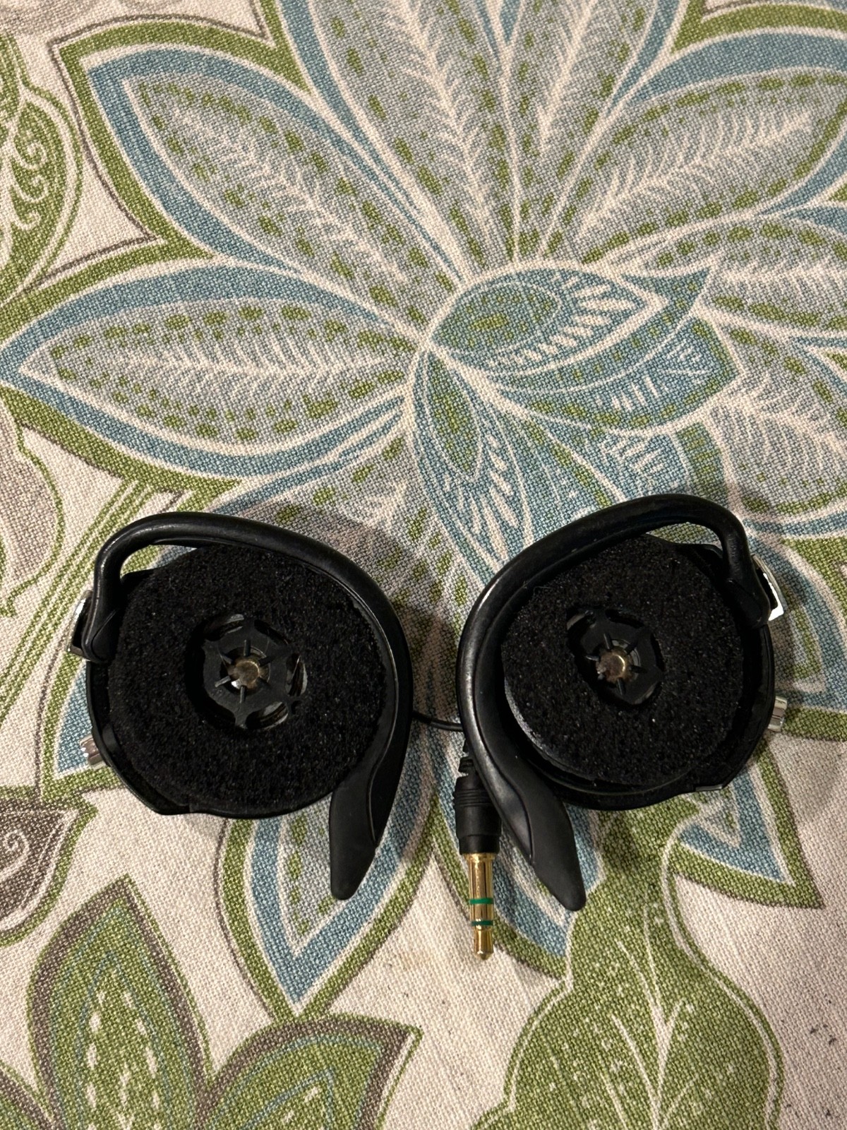 Sony MDR-Q68LW Retractable Clip On Headphones Black Vintage READ