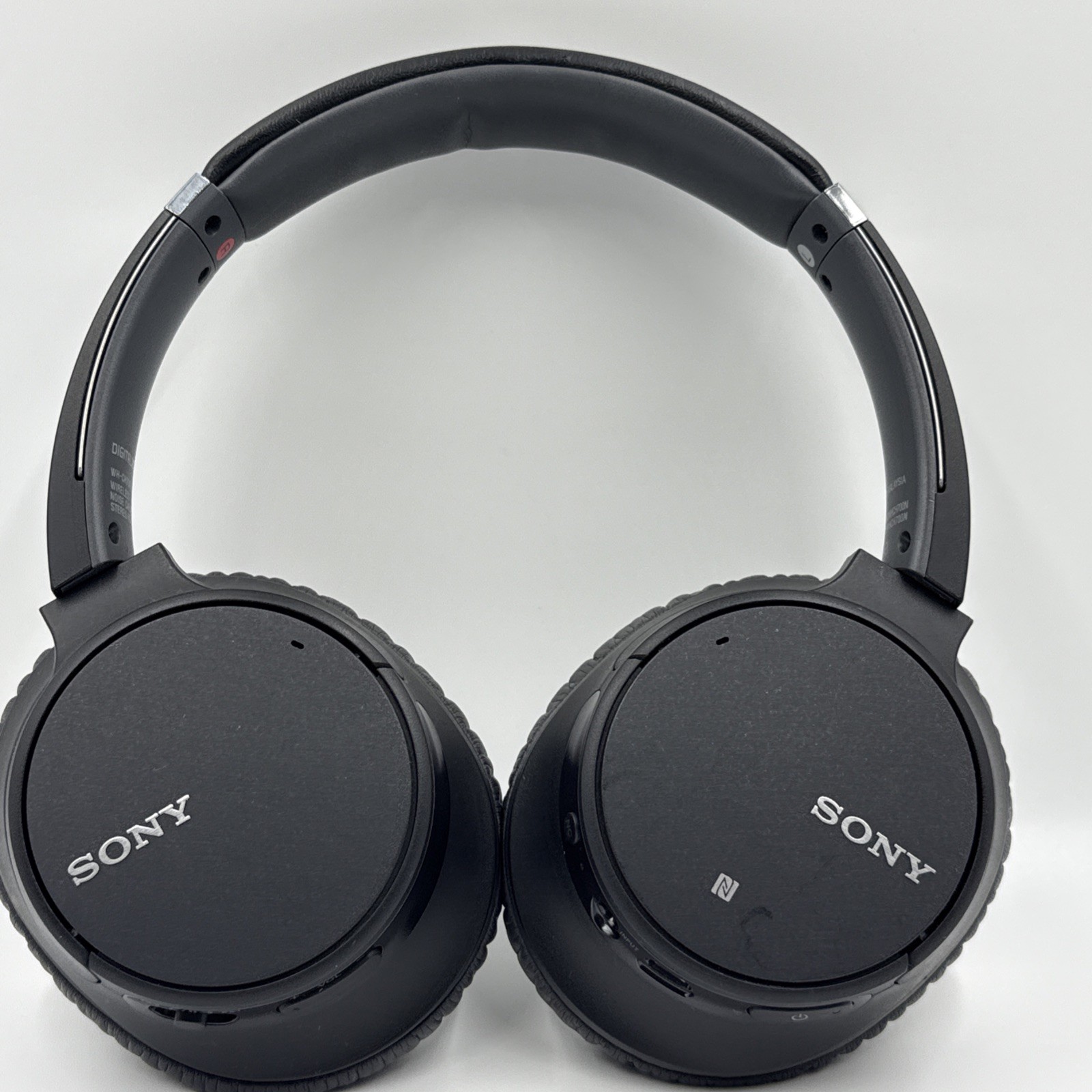Sony Wireless Over the Ear Noise Canceling Headphones WH-CH700N